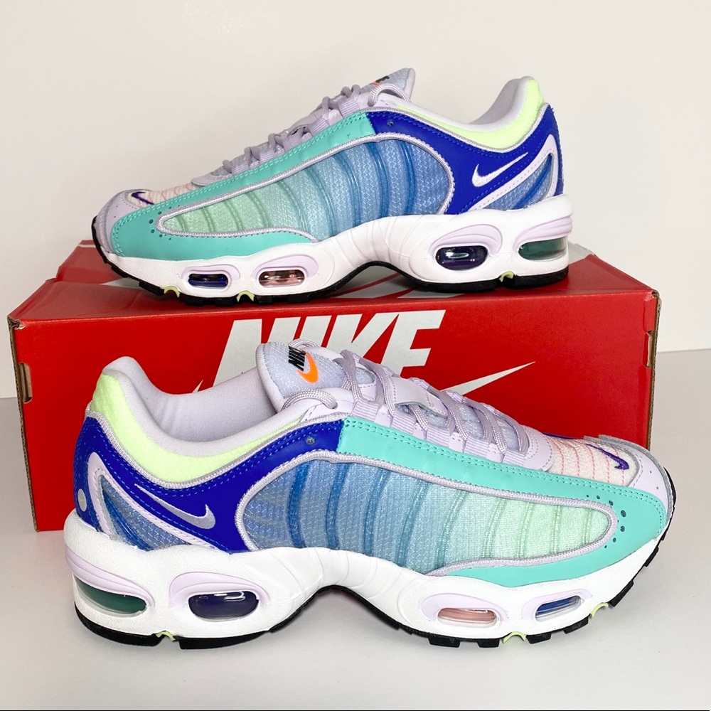 🔥Nike Air Max Tailwind IV  Women's Running Shoes! - Picture 8 of 11